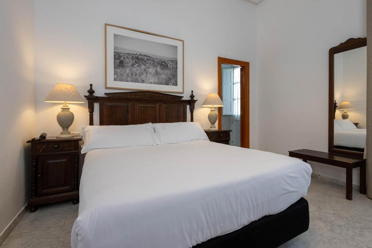 Hotel Tugasa Casa Palacio Medina Sidonia Exterior photo